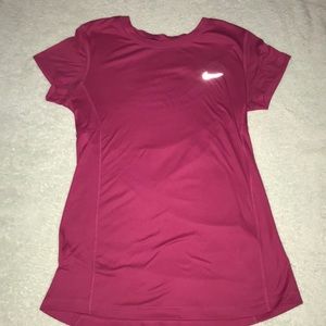 Nike girls t-shirt